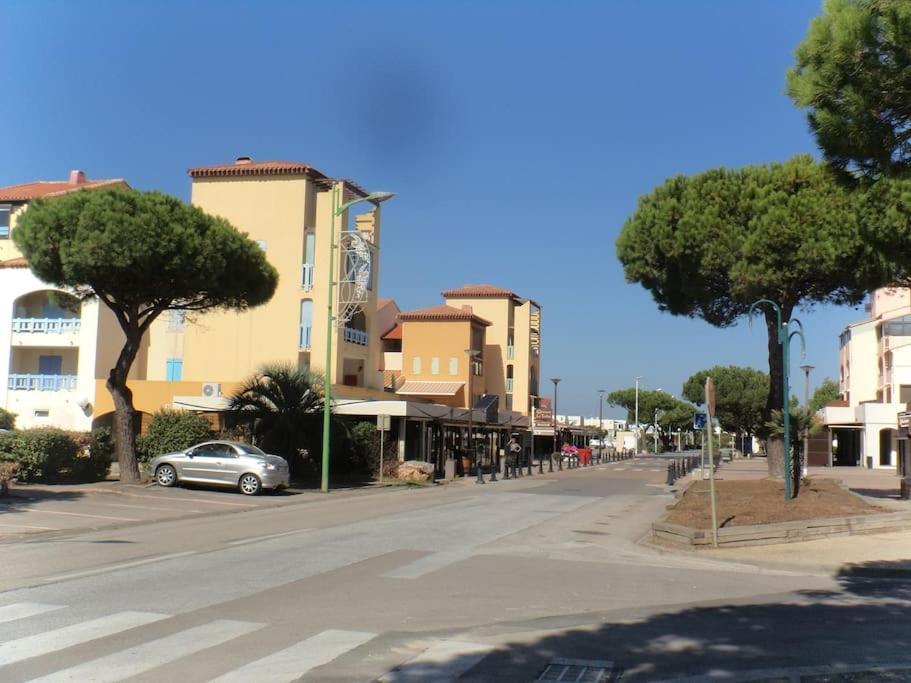 T3/ 500 M Du Marche De Noel /200 M De La Plage Apartman Le Barcarès Kültér fotó